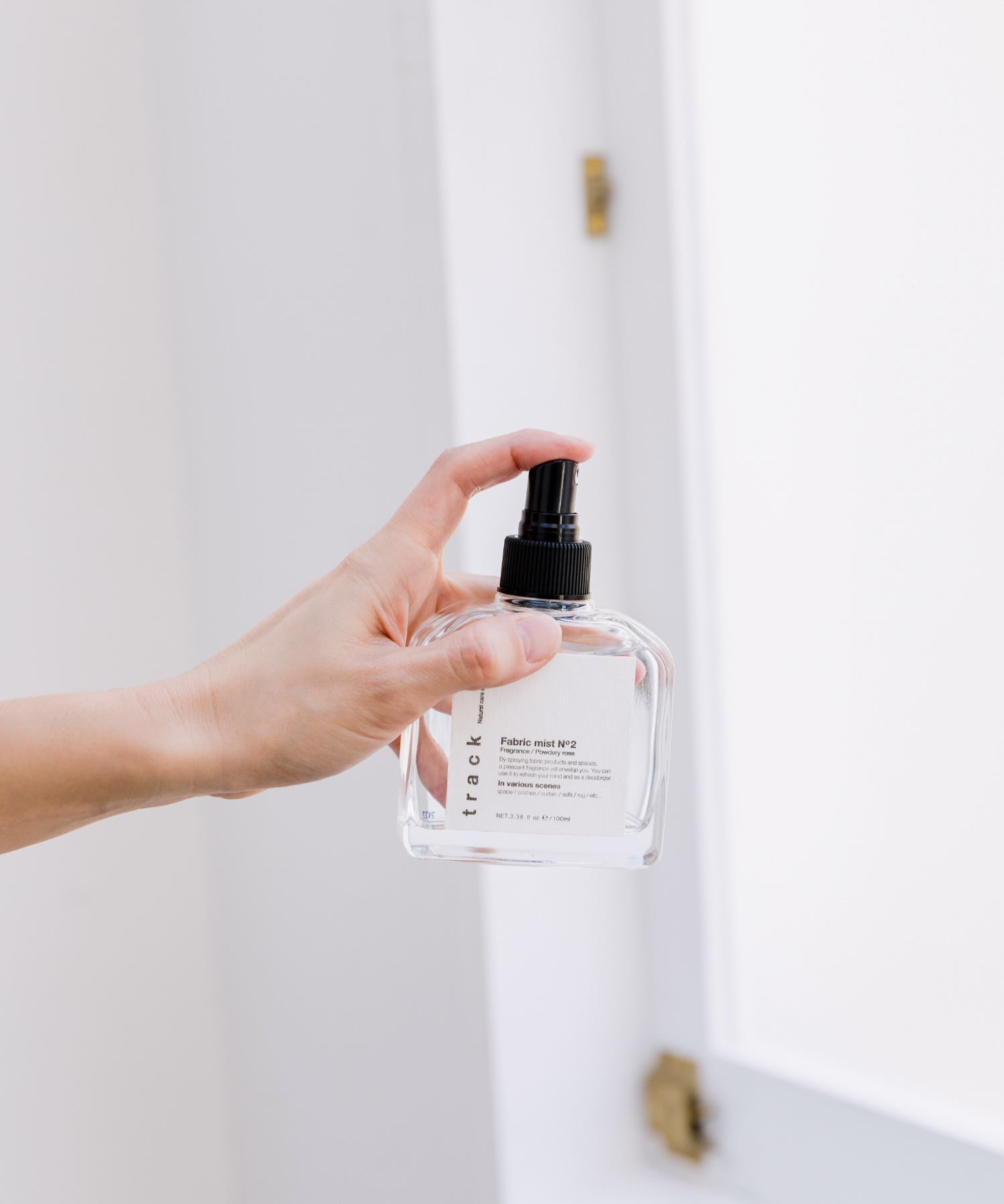 track ファブリックミスト｜サクラ